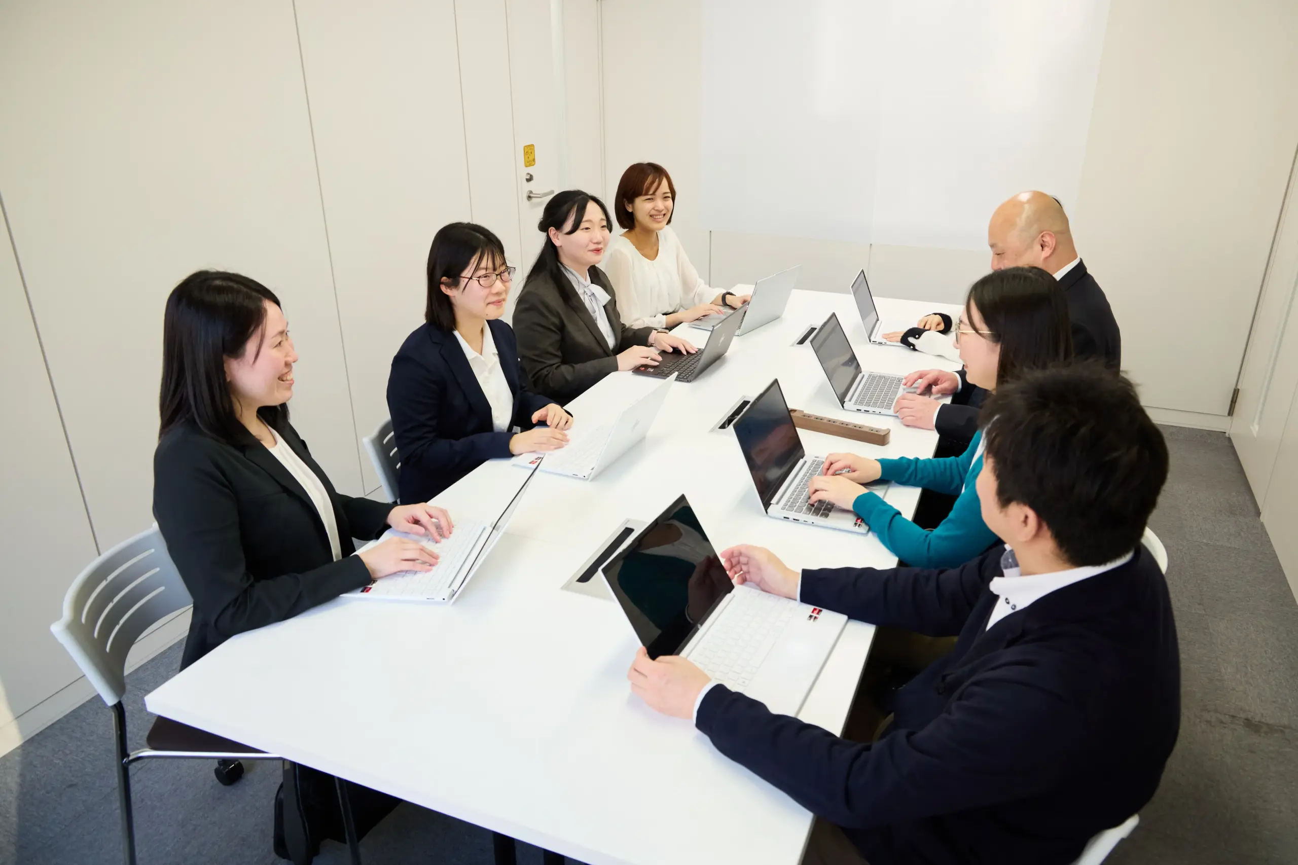 難解な経理・財務課題も解決に導く